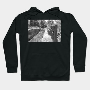 Metal lock gate raising mechanism on the Honing canal Hoodie